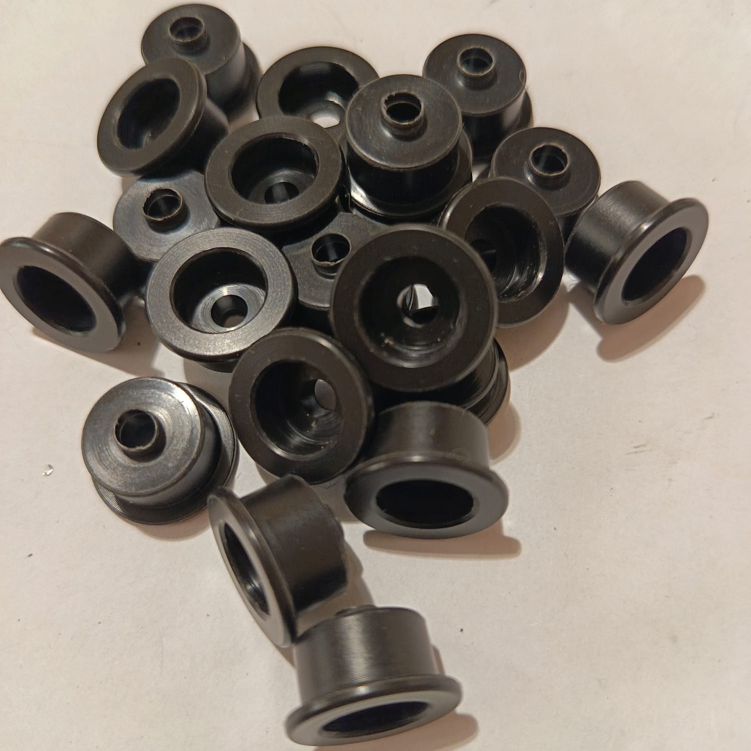 24 Black PVC Plastic Caps / Sleeves / Hülsen 18 mm for - For SONY, TECHNICS, Revox, Pioneer, Deck, CD - imagine 3