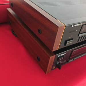 FOR PIONEER GR-777 GRAPHIC EQUALIZER – SIDE PANELS PAL WITH GOLD BLADES