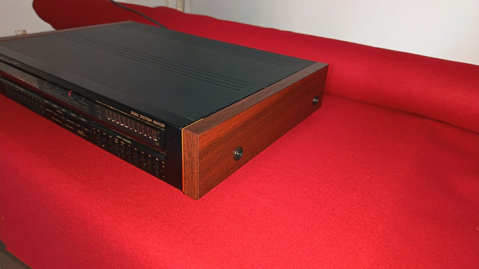 FOR PIONEER GR-777 GRAPHIC EQUALIZER – SIDE PANELS PAL WITH GOLD BLADES - imagine 3